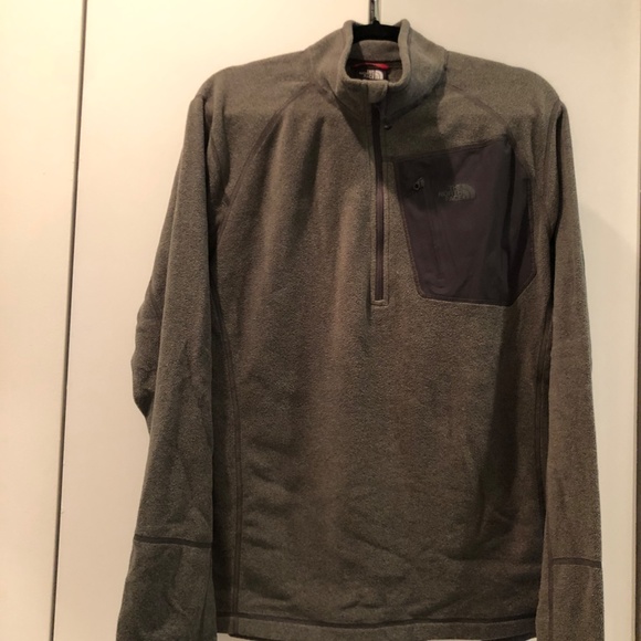 North Face 1/4 zip Sweatshirt - Picture 1 of 4
